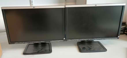 Photo of free Pair of 22" HP LA2205wg monitors (Cambridge CB3) #1