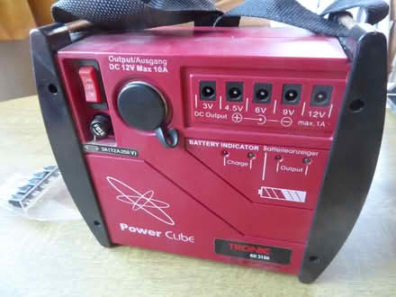 Photo of free Tronic power cube. Battery charger. (Fareham PO15) #1