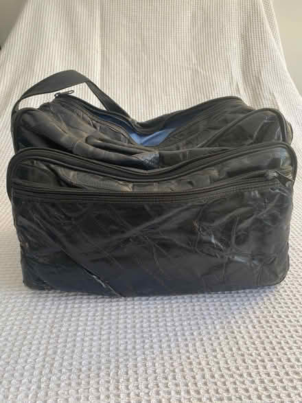 Photo of free 1980s travel bag (Penge BR3) #2