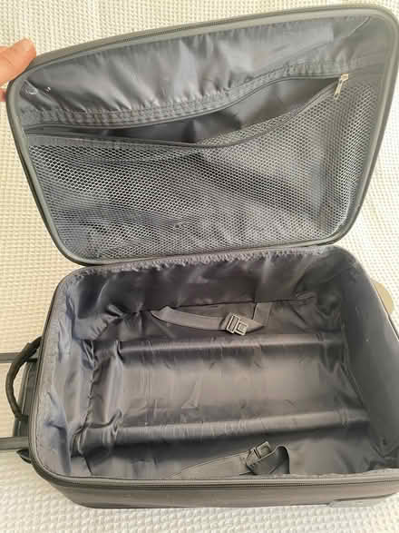 Photo of free Carry-on suitcase (Penge BR3) #3