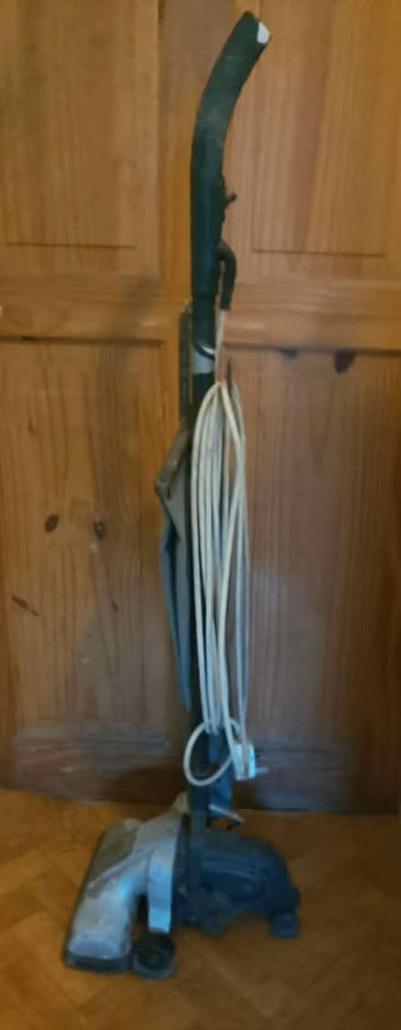 Photo of free 30s/40s hoover (Bramshall ST14) #2