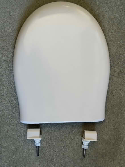 Photo of free Ideal Standard Alto Soft-Close Toilet Seat & Cover Duraplast (Weybridge KT13) #1
