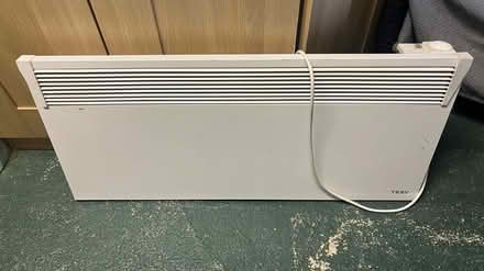 Photo of free Wall heater (Hemel HP2) #1