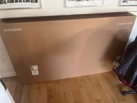 Photo of free Large box (bromley BR3) #1