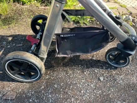 Photo of free Mothercare journey pram/pushchair (WV5 7AX) #3