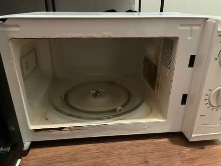 Photo of free Microwave (Selsdon CR2) #2