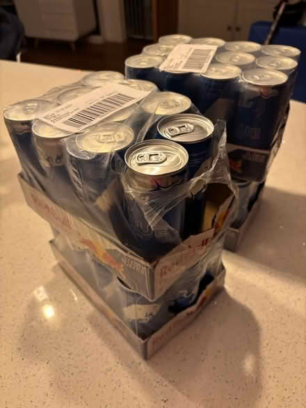 Photo of free Red Bull Juneberry (Wandsworth Common) #2