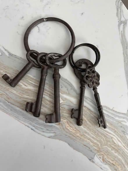 Photo of free Novelty old-fashioned keys (Santa Rosa, Wikiup) #1