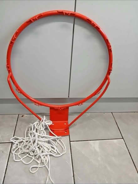 Photo of Basketball hoop (OL6, Ashton under Lyne) #1