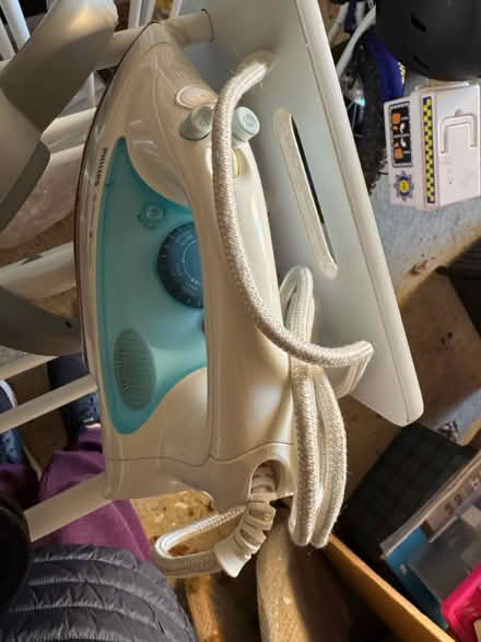 Photo of free Clothing iron (Bierley BD4) #1