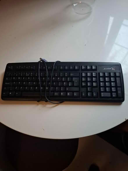 Photo of free X Pro keyboard (L25 Woolton) #1