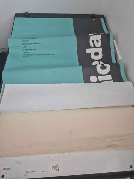 Photo of free White board (DH9) #2