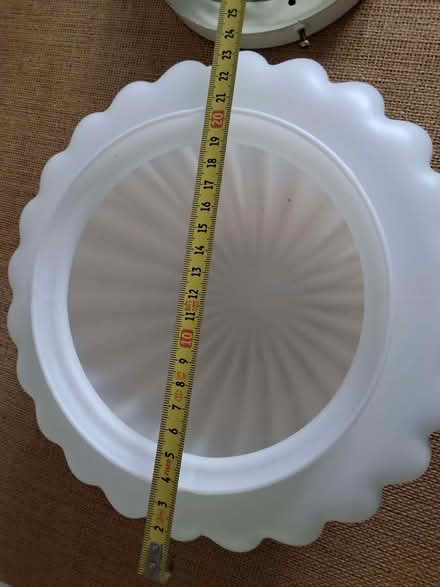 Photo of free Heavy porcelain Ceiling/wall light (Croxley Green WD3) #2