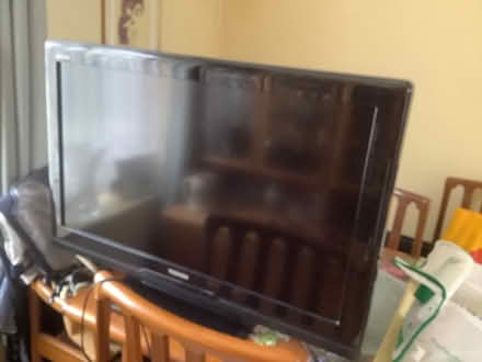 Photo of free TOSHIBA 32” Television - working (Grange Estate, Letchworth SG6) #4