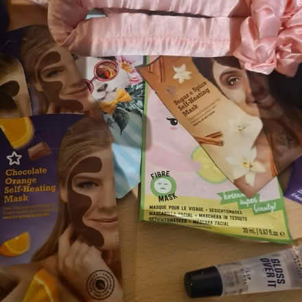 Photo of free Beauty Items (TW7) #2