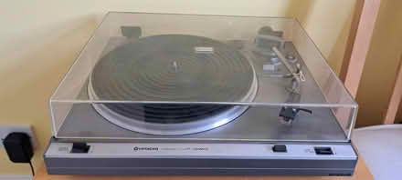 Photo of free Turntable & Stereo Amplifier (S75) #2