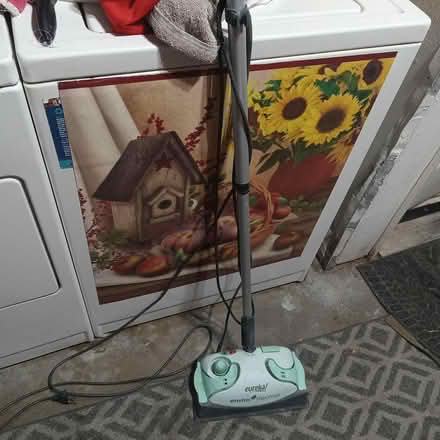 Photo of free Eureka steamer mop (Juan Tabo and Central) #2