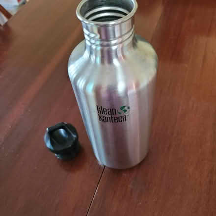 Photo of free 40 oz stainless steel water bottle (Toronto) #1