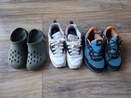 Photo of free Shoes size 3 (BS30) #1