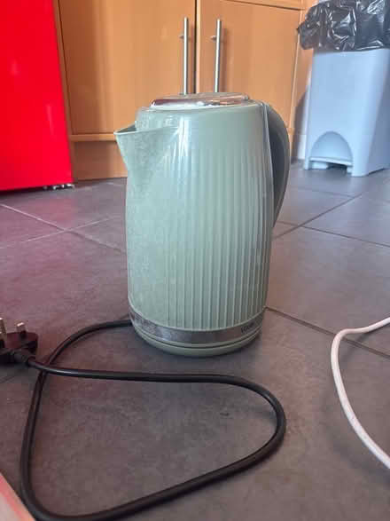 Photo of free Green kettle (N7) #1