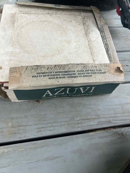Photo of free A box of 10 tiles about 12.5” (20012) #1