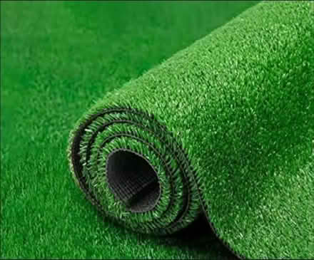 Photo of Astroturf off cut (TW4) #1