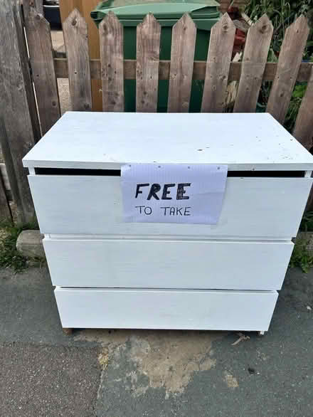 Photo of free Chest of drawers (Stone Cross BN23) #1