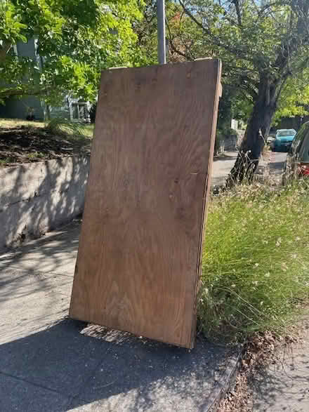 Photo of free bed platform for van (NE Mason St & 13th Ave) #1