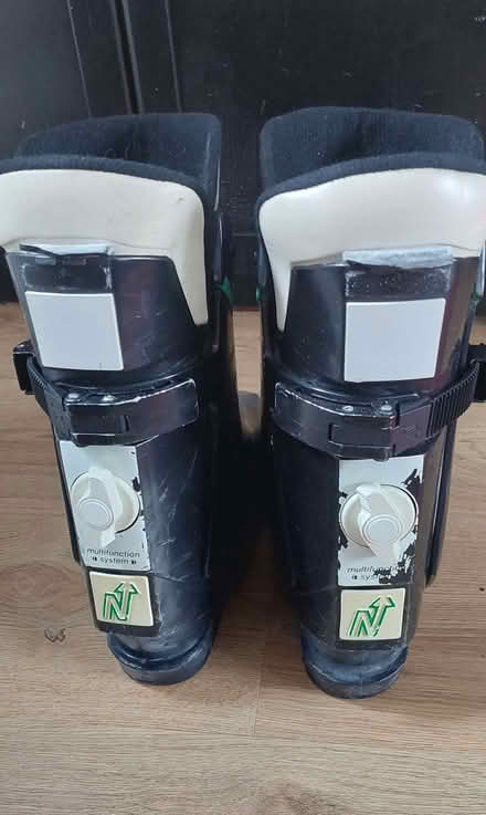 Photo of free Nordica N975 Ski Boots - Mens size 7 - Black includes bag (Ham TW10) #2