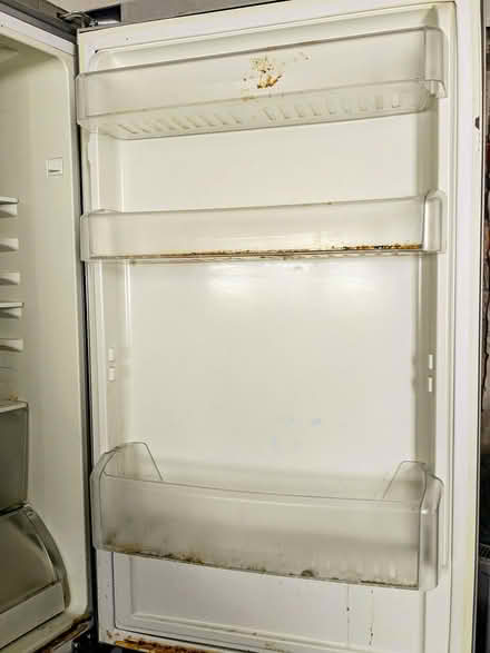 Photo of free Fridge Freezer - Spares or repair (Wallasey, CH44) #4