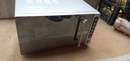 Photo of free Microwave oven (Lingwood NR13) #1