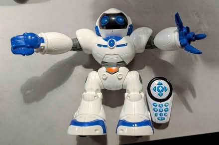 Photo of free Remote controlled robot (St Albans AL1) #1