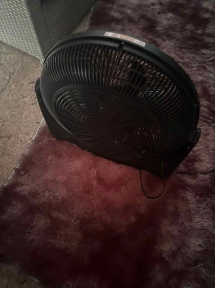 Photo of free Large Fan (DA11) #3