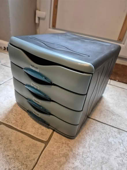 Photo of free A4 Intray unit (Chiseldon, SN4) #1