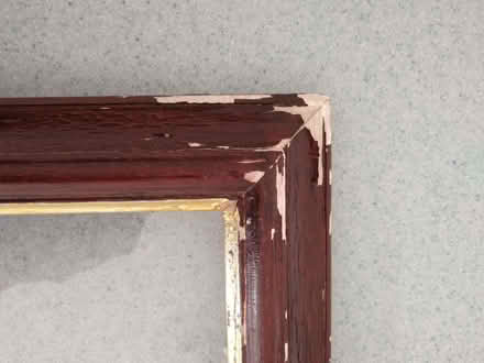 Photo of free Painted wood frame with glass (Victoria SW1V) #3