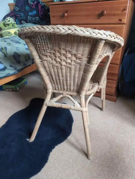 Photo of free wicker chair (Ockley) #2