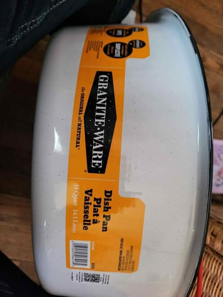 Photo of free 15 Quart Shallow Wash Basin (Near Downtown Ypsilanti) #1