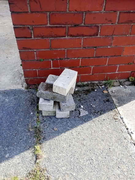 Photo of free 7 bricks (Norcross FY5) #2