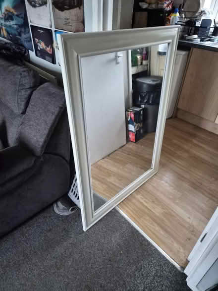 Photo of free White mirror (Chattenden) #1