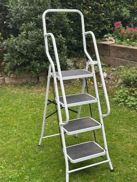 Photo of free Steel steps (Guildford GU1) #1