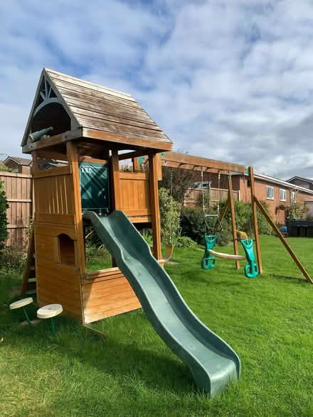 Photo of free Climbing Frame - In Need Of Attention (Shevington Vale WN6) #3