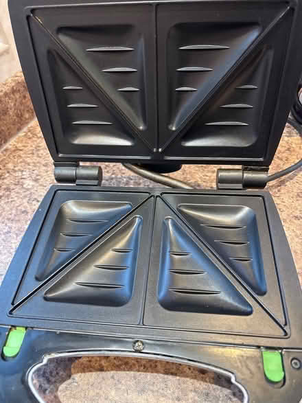 Photo of free Sandwich Toaster (Cheshire West and Chester CW9) #2