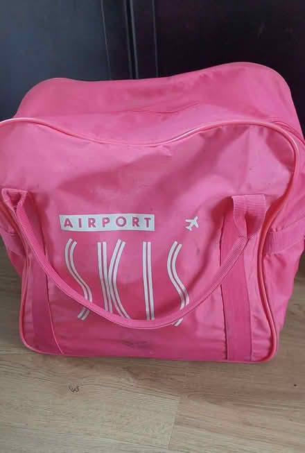 Photo of free Nordica N975 Ski Boots - Mens size 7 - Black includes bag (Ham TW10) #4