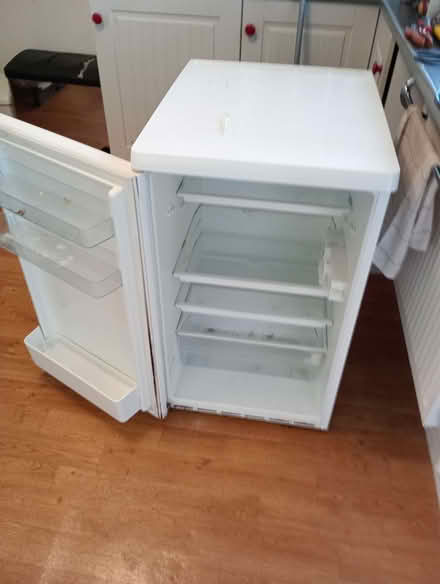 Photo of free Bosch refrigerator (Llandrindod LD1) #1