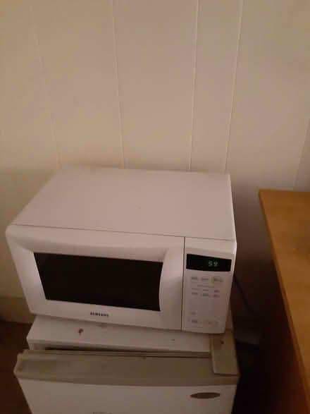 Photo of free Microwave (Metuchen nj) #1