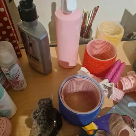 Photo of free Beauty Items (TW7) #4