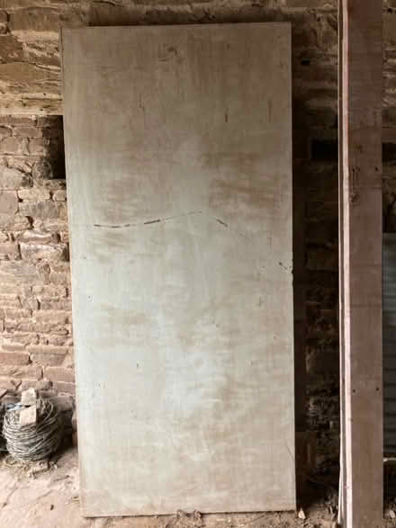 Photo of free Wooden door (Dorstone HR3) #1