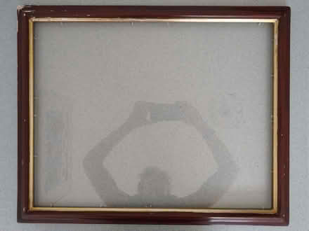 Photo of free Painted wood frame with glass (Victoria SW1V) #1