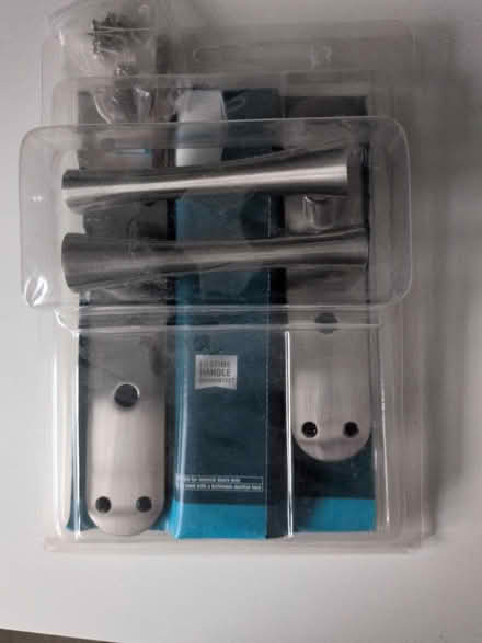 Photo of free Various door locks and handles (RG4) #3