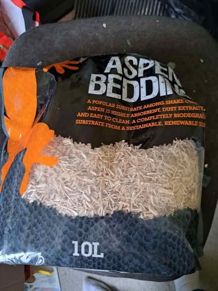 Photo of free Bedding for rabbit hutch, gerbils etc (Battle RG30) #1